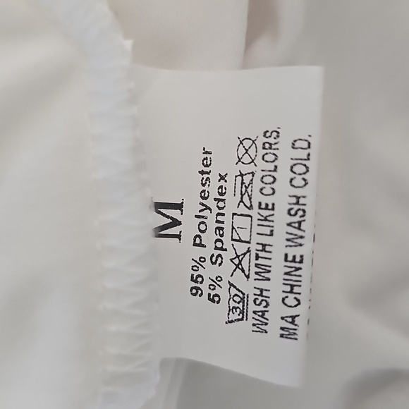 NWOT White Printed Tie Strap Jumpsuit/Overalls Colorful Bird/Heart Design Medium - Picture 15 of 15